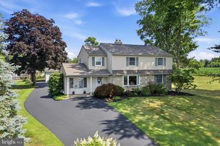 563 Broadview Rd, Holland, PA 18966