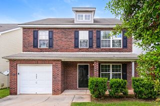 1876 Simmons Ln, Hampton, GA 30228