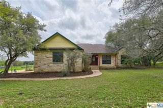 136 Thoroughbred Trce, Liberty Hill, TX 78642