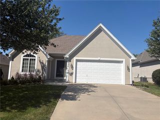 10004 N  Arlington Ave, Kansas City, MO 64157