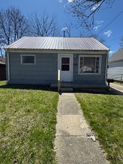 1221 Waldman Ave, Flint, MI 48507