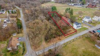 N  4th St, Shenandoah, VA 22849