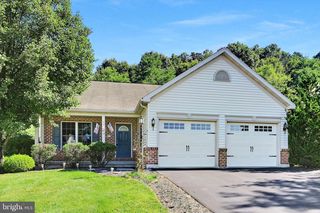 14 Cranberry Ct, Lebanon, PA 17046