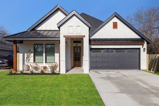 1214 Lincoln Ave, Fort Worth, TX 76164