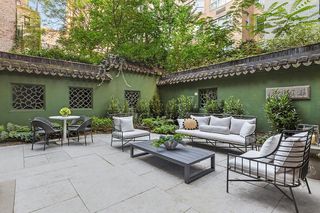 125 E  65th St #TOWNHOUSE, New York, NY 10065