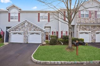 20 Linda Ct, South Amboy, NJ 08879