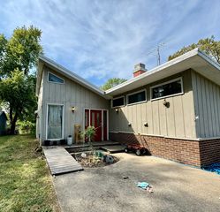 127 N  Route 47, Gibson city, IL 60936
