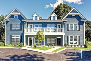 589 S  Main St #C4, Cheshire, CT 06410