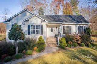 3178 Covington Way, Lenoir, NC 28645
