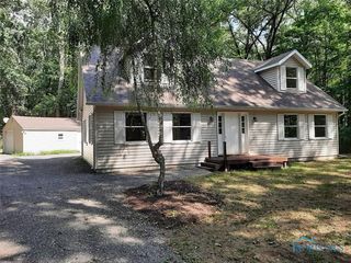 1133 Wentworth St, Holland, OH 43528