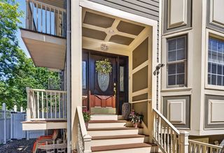 1328 Broadway #3, Somerville, MA 02144