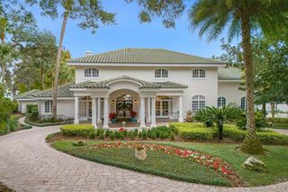928 Versailles Cir, Maitland, FL 32751