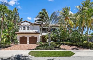 305 SW 17th St, Boca Raton, FL 33432