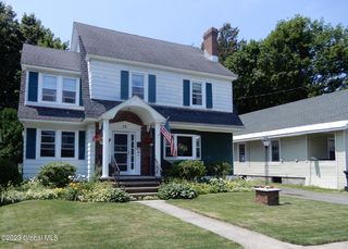 79 Mt. Pleasant Avenue, Troy, NY 12180