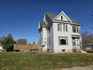 516 E  Buffalo St, Polo, IL 61064