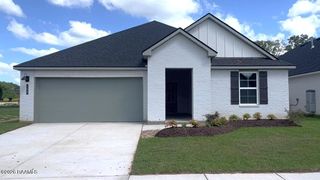 106 Acadian Falls Dr, Broussard, LA 70518