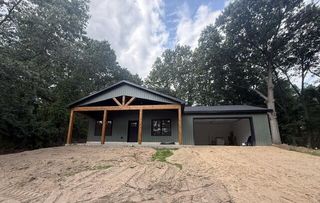 9620 Rexford Rd, Jackson, MI 49201