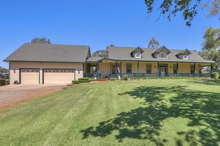 7290 White Oak Ln, Browns Valley, CA 95918