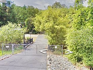 56 Feathervale Dr, Oroville, CA 95966