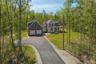 9 Acorn Avenue, Kennebunkport, ME 04046