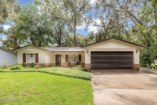 877 Nixon Ln, Port Orange, FL 32129