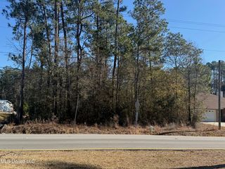 79322 Diamondhead Dr E #21, Diamondhead, MS 39525