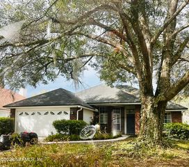 5539 HORSE STABLE Lane, Jacksonville, FL 32258