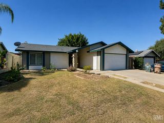9125 Butternut Ave, Bakersfield, CA 93306