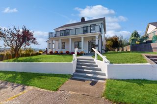 713 N  Broadway St, Aberdeen, WA 98520