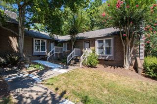 200 W  Woodcroft Pkwy #45D, Durham, NC 27713