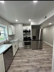 29 Capitol Heights Blvd, Capitol Heights, MD 20743