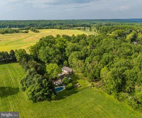 1914 Geist Rd, Reisterstown, MD 21136
