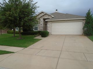 12713 Lost Prairie Dr, Fort Worth, TX 76244