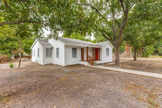 313 Austin St, Farmersville, TX 75442