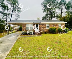 6702 Agnes Scott Ct, Fayetteville, NC 28311