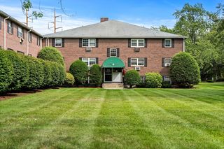 96 Richardson Rd #A5, North Chelmsford, MA 01863