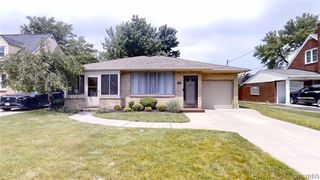 34 Wiesner Rd, Buffalo, NY 14218