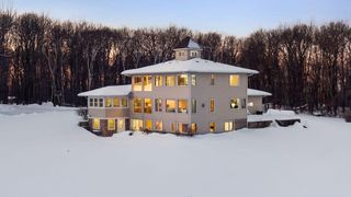 710 Maple Leaf Ct, Osceola, WI 54020