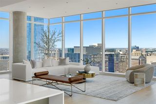 1747 Leonard St #2401, Dallas, TX 75201