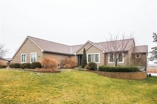 3005 Newport Dr, Fennville, MI 49408