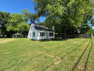 4819 S  Fremont Ave, Springfield, MO 65804