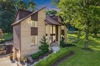 280 Buttermilk Hollow Rd, Irwin, PA 15642