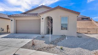 1371 NW Vallecito Ct, Los Lunas, NM 87031