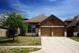 1067 Cedar Lake Ct, Conroe, TX 77384