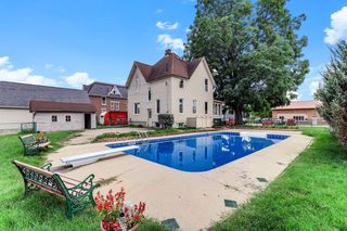 120 Railroad St E, Nya, MN 55368