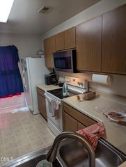 3627 Cyrus St, Raleigh, NC 27610