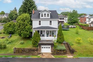 240 Dewey St, Morgantown, WV 26501