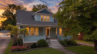 134 N  Kelly St, Hobart, IN 46342