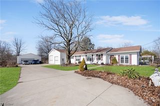 3381 Alexander Rd, Atwater, OH 44201