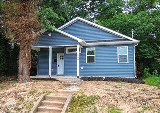 1639 Ashley School Cir, Winston Salem, NC 27105 - See Est